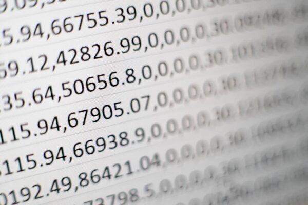 mika-baumeister-Wpnoqo2plFA-unsplash Logistieke_trend_doorontwikkeling_big_data_connectiviteit_oplossingen