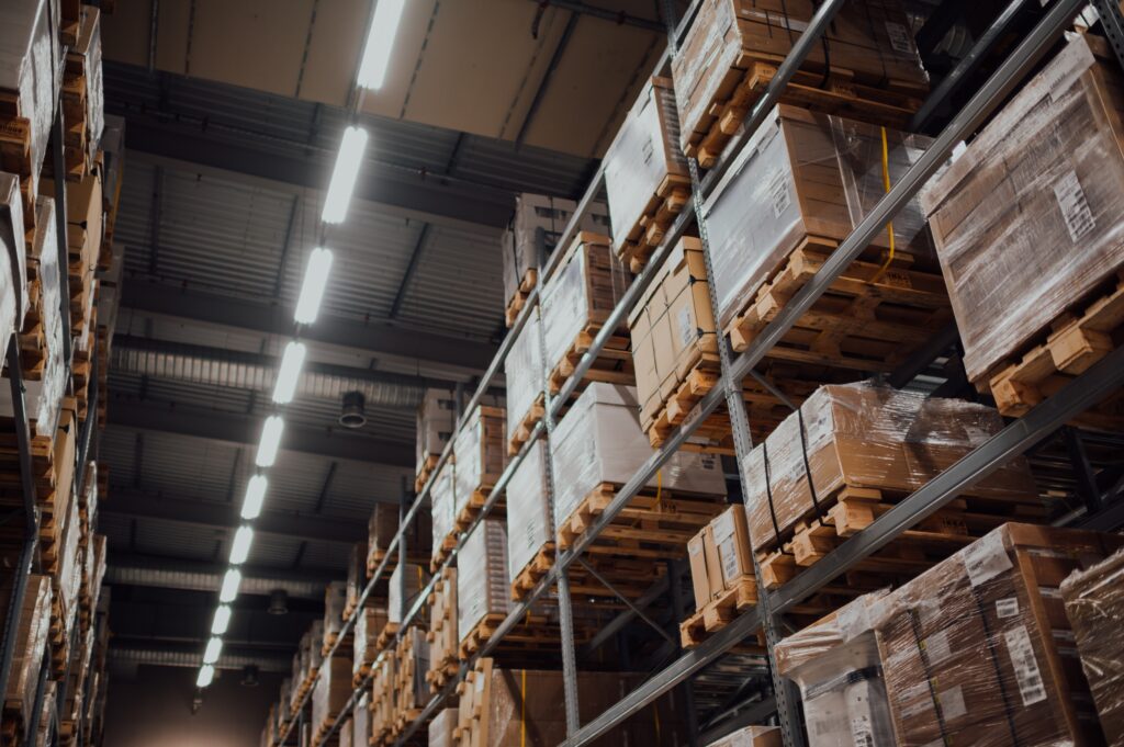 Opslaan van goederen, efficiënt met Adaption's Warehouse Management Systeem