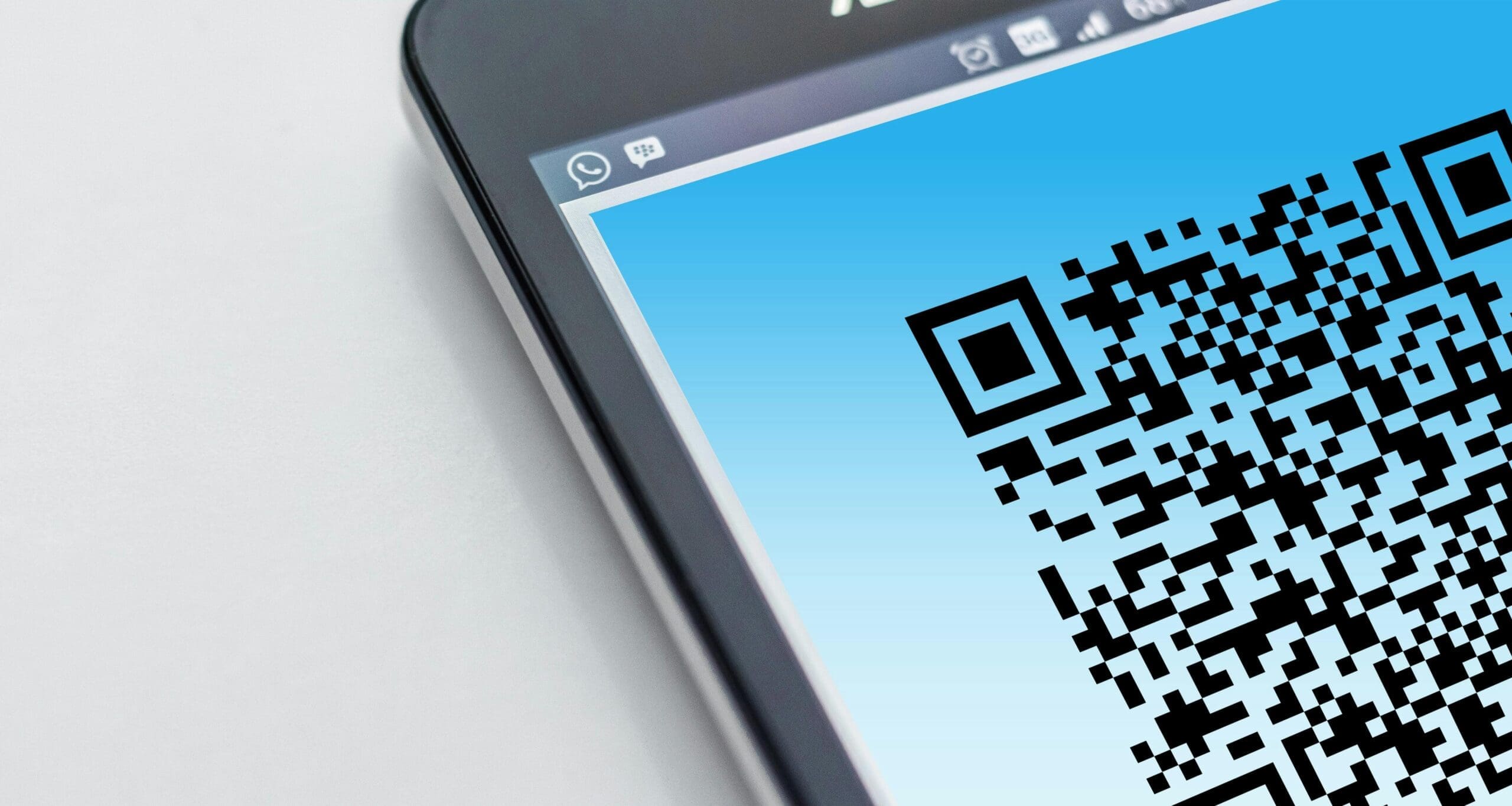 De Scan App optimaliseert logistieke processen door snelle en nauwkeurige barcode-scanning, waardoor voorraadbeheer, orderpicking en goederenontvangst efficiënter verlopen.