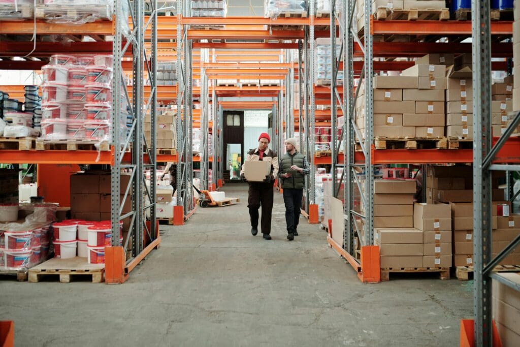 Ontdek het Warehouse Management Systeem van Adaption, onderdeel van de Logistics Cloud Suite